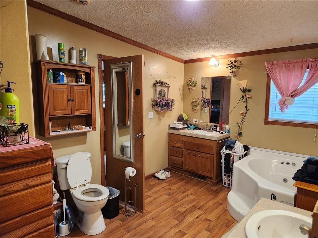 333 Southeast 901 Road Clinton, MO 64735 - Photo 27 of 51 Gallery Image 27