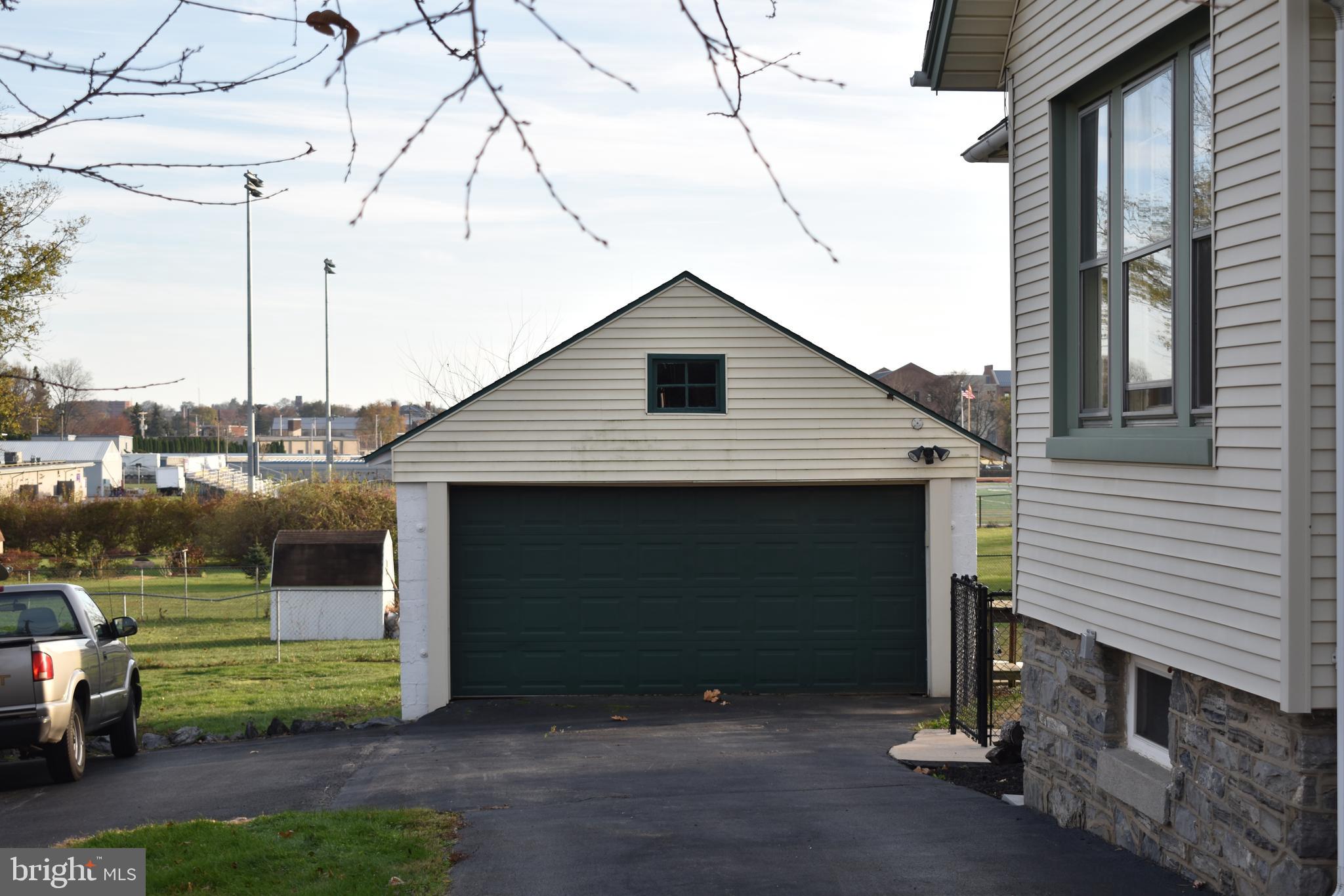 252 Pleasure Road Lancaster, PA 17601 - Photo 5 of 30 Gallery Image 5