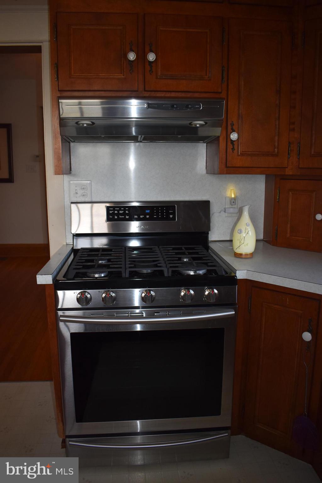 252 Pleasure Road Lancaster, PA 17601 - Photo 9 of 30 Gallery Image 9