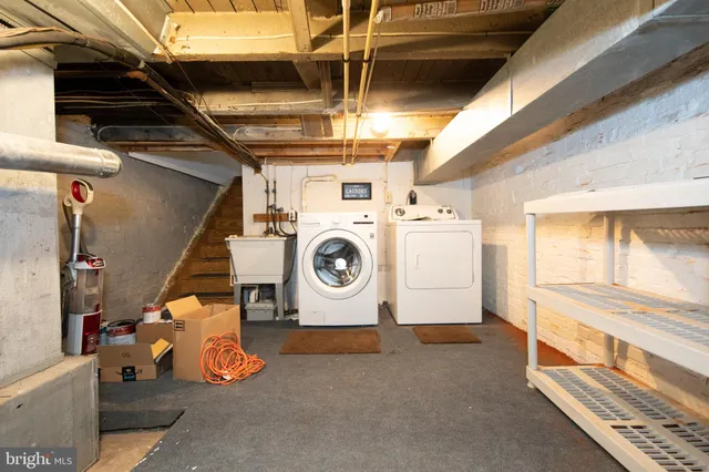 $2,200 | 507 Gittings Street, Baltimore, MD 21230