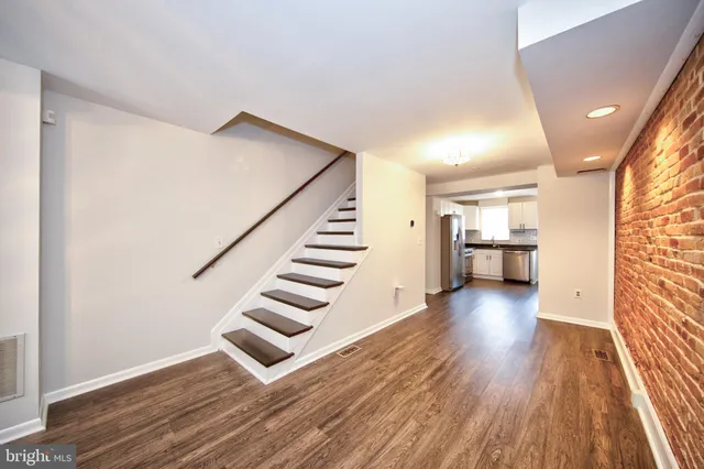 $2,200 | 507 Gittings Street, Baltimore, MD 21230