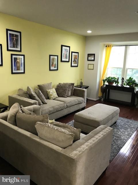 131 Old Cedarbrook Road Wyncote, PA 19095 - Photo 22 of 49 Living room view