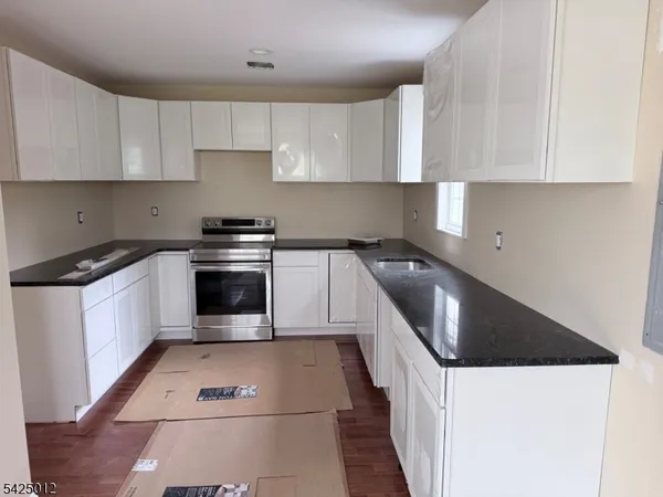 $225,000 | 481 Windemere Avenue, Mount Arlington, NJ 07856