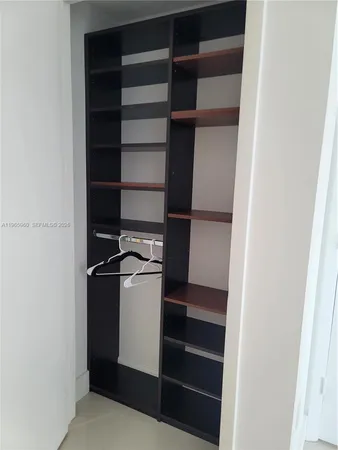 $4,700 | 475 Brickell Avenue, Unit 3709, Miami, FL 33131