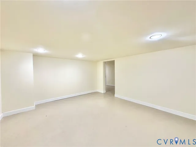 an empty room with an entryway