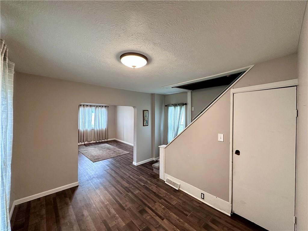 1816 Moravia Street New Castle, PA 16101 - Photo 12 of 30