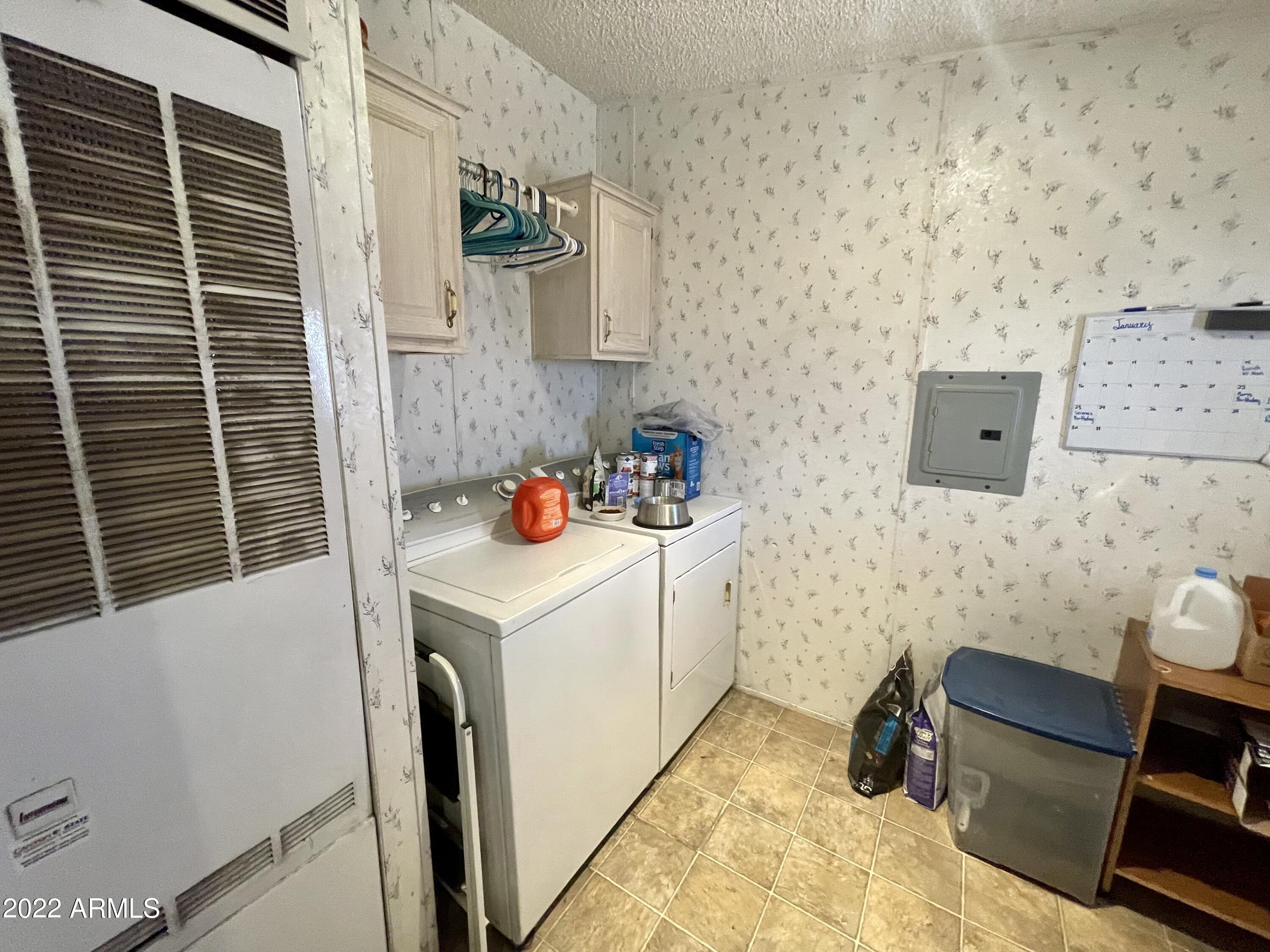 19229 North Pierson Road Sun City, AZ 85373 - Photo 9 of 16 Laundry