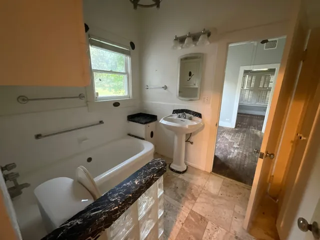 $159,000 | 507 Fitzgerald Street, East Bernard, TX 77435