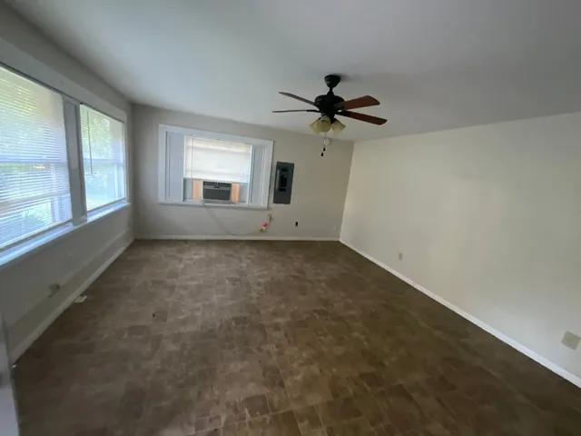 $159,000 | 507 Fitzgerald Street, East Bernard, TX 77435