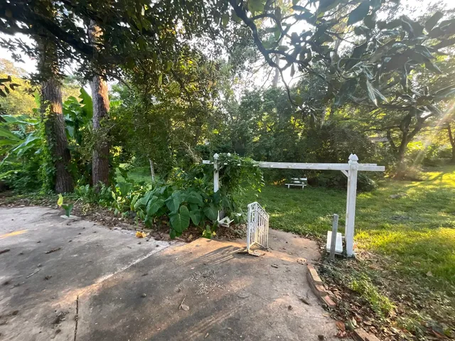 $159,000 | 507 Fitzgerald Street, East Bernard, TX 77435