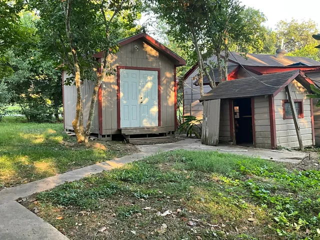 $159,000 | 507 Fitzgerald Street, East Bernard, TX 77435