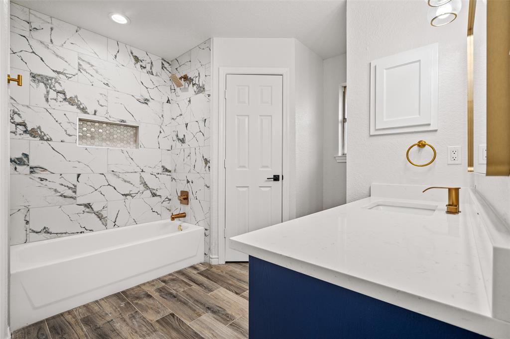 685 County Road 3673 Springtown, TX 76082 - Photo 11 of 24