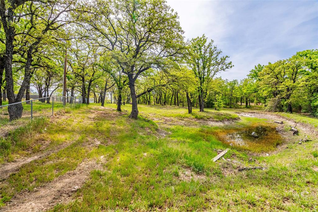 685 County Road 3673 Springtown, TX 76082 - Photo 21 of 24