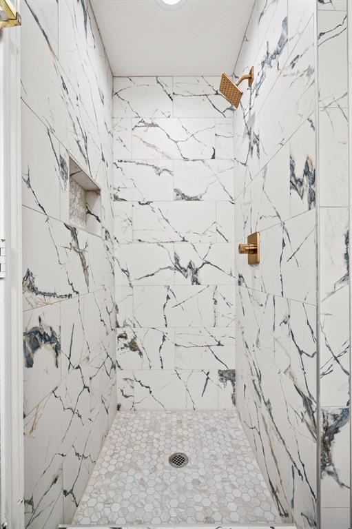 685 County Road 3673 Springtown, TX 76082 - Photo 10 of 24