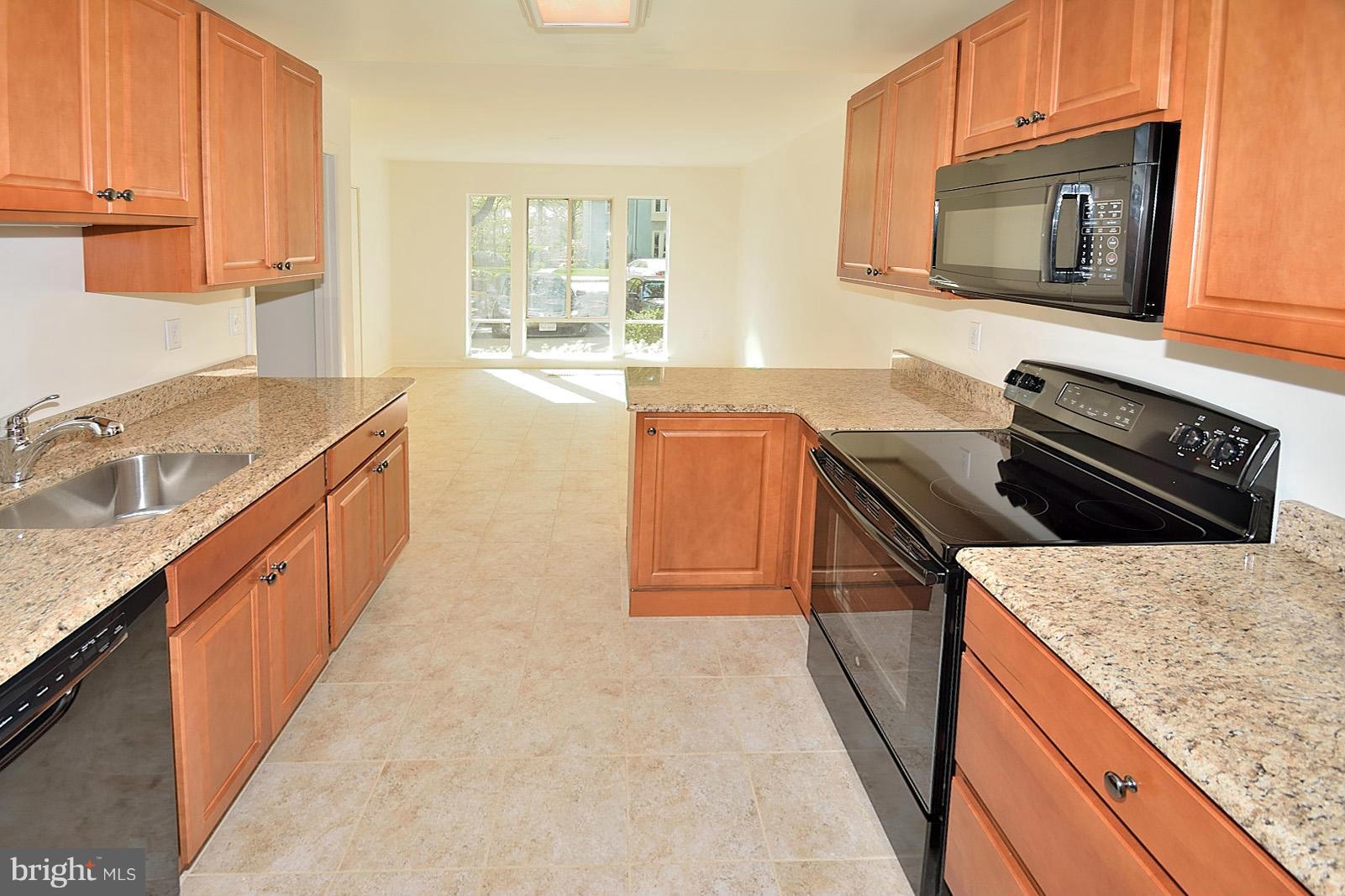 2041 Chadds Ford Drive Reston, VA 20191 - Photo 8 of 29 WOW KITCHEN - ALL NEW CABINETS