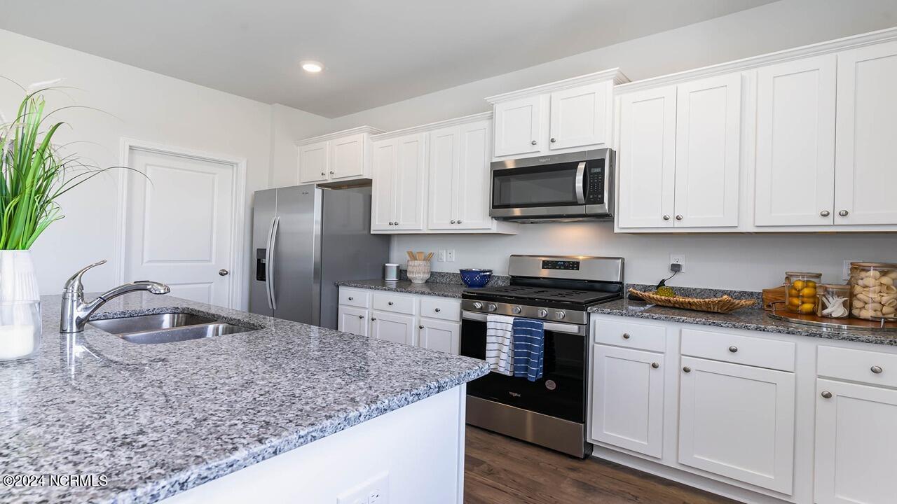 1065 Stanbury Bluff Road Southwest Supply, NC 28462 - Photo 6 of 29 Galen A Model Home DRHE 13