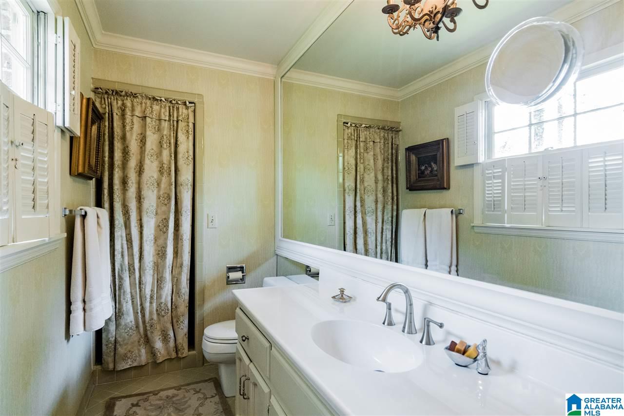 3805 Spring Valley Circle Birmingham, AL 35223 - Photo 18 of 39