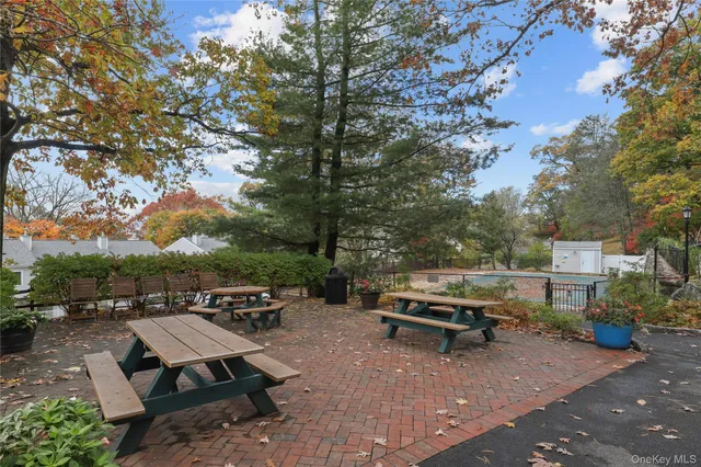 $519,500 | 103 Carrollwood Drive, Tarrytown, NY 10591