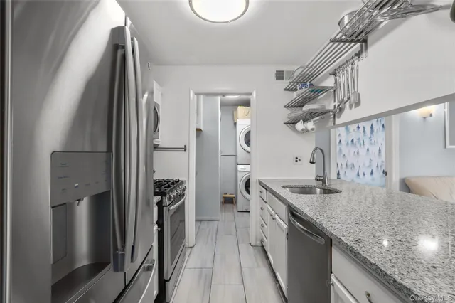 $519,500 | 103 Carrollwood Drive, Tarrytown, NY 10591