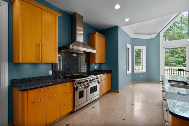 $1,385,000 | 53 Abbeyfeale Drive, Oswego, IL 60543