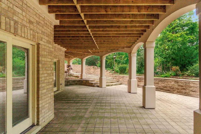 $1,385,000 | 53 Abbeyfeale Drive, Oswego, IL 60543