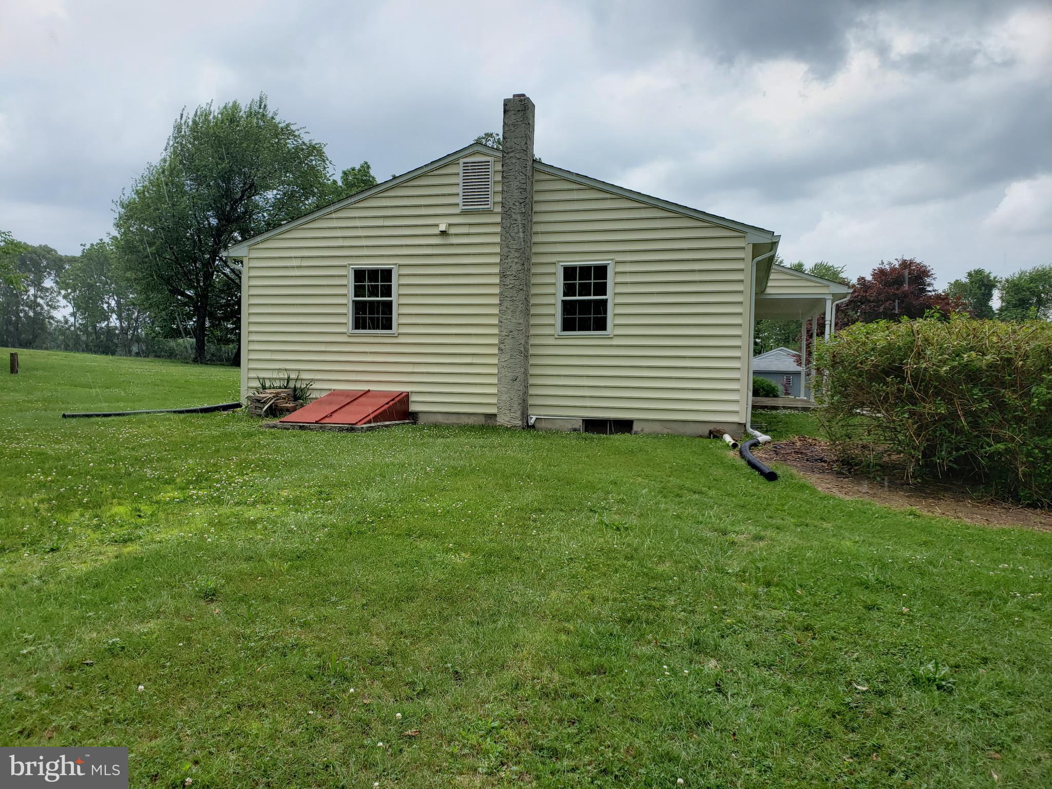283 Ash Road Coatesville, PA 19320 - Photo 8 of 24 Exterior Side New Bilco Door