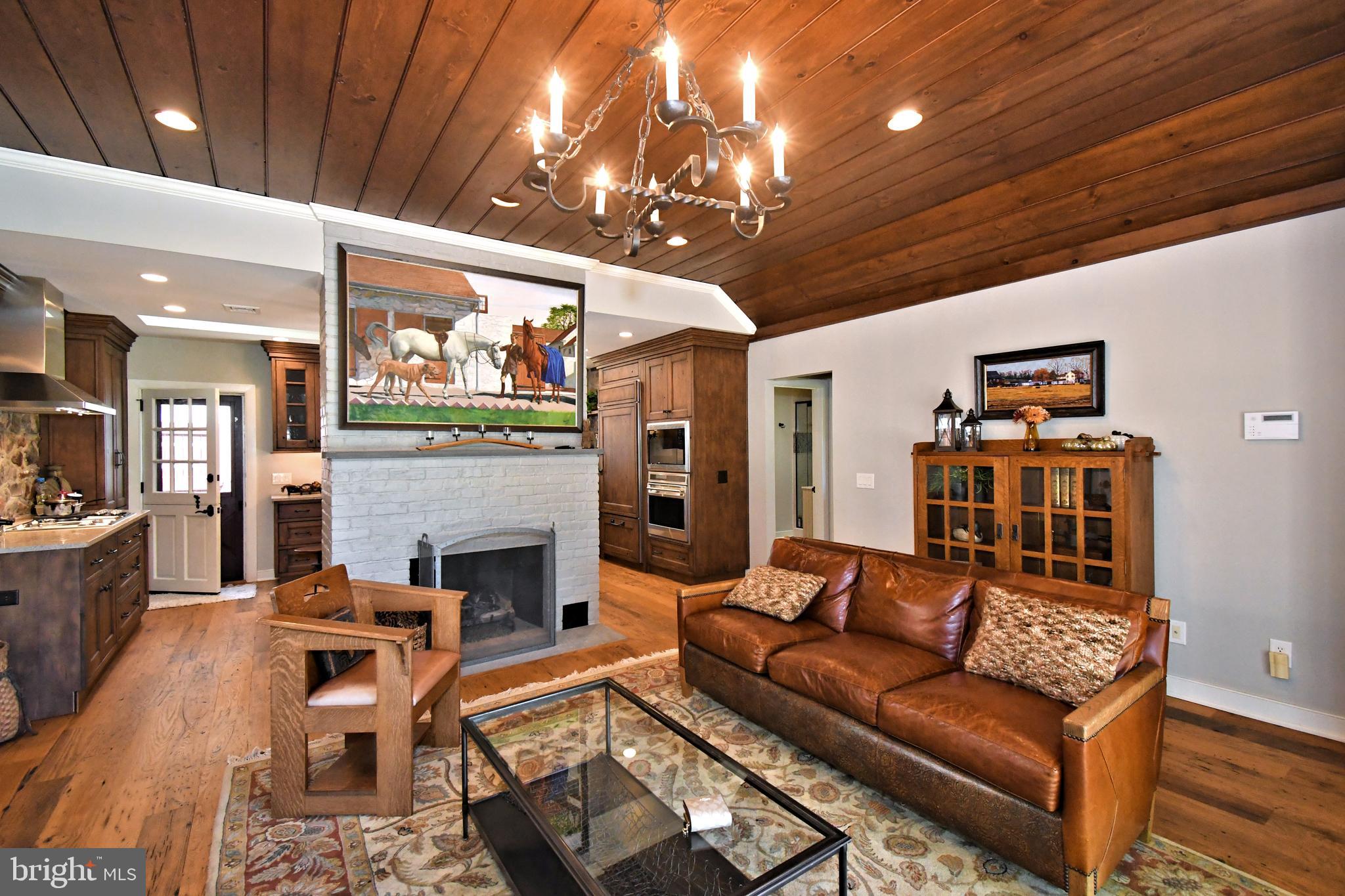 465 Pineville Road Newtown, PA 18940 - Photo 115 of 146 Guest House Living Room