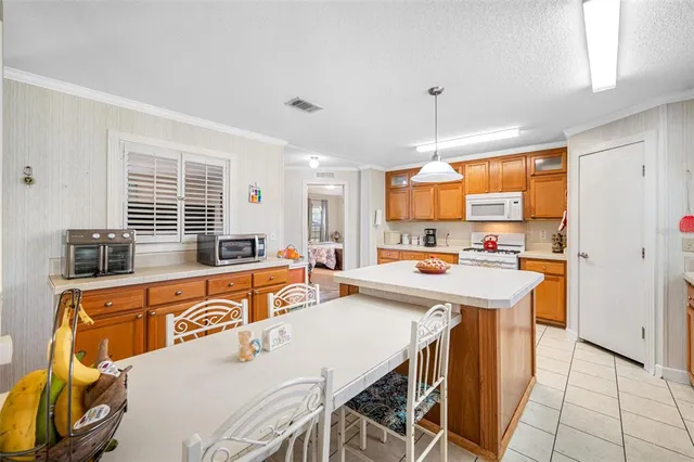 $325,000 | 1710 Belmont Avenue, Mulberry, FL 33860