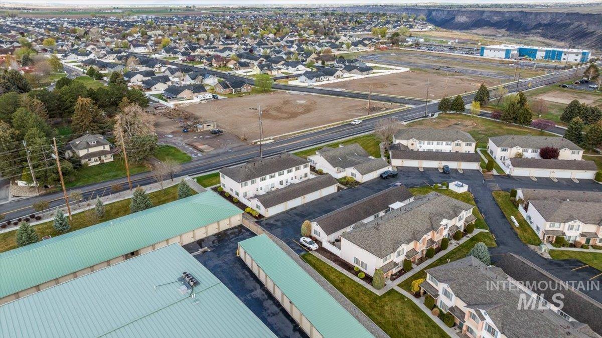 1897 Hampton Way Twin Falls, ID 83301 - Photo 34 of 48 Aerial view of residential area