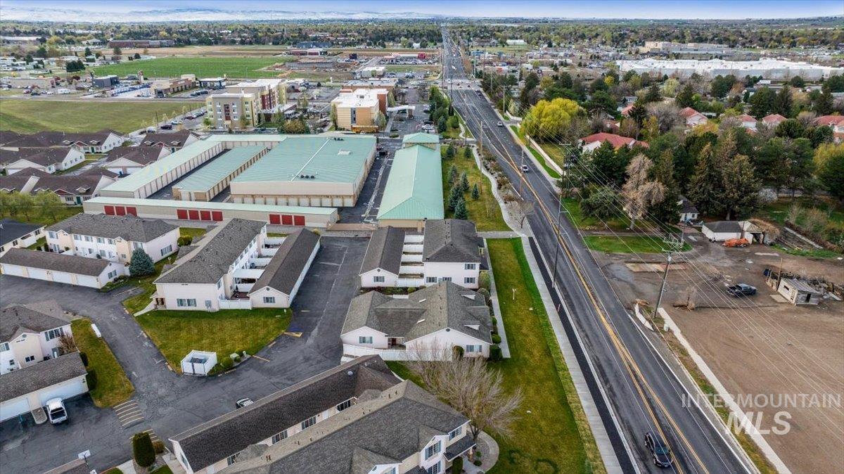 1897 Hampton Way Twin Falls, ID 83301 - Photo 44 of 48 Aerial perspective of suburban area