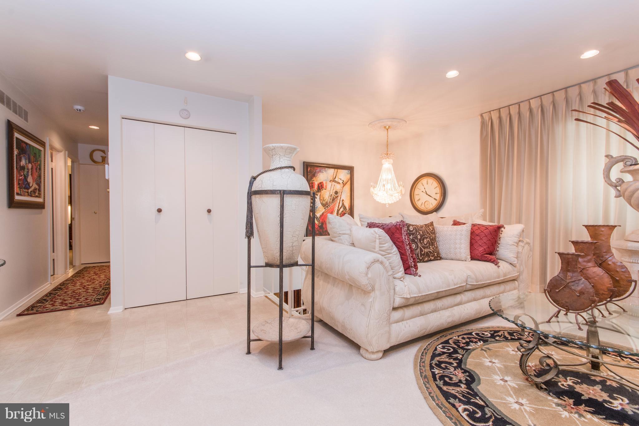 3929 Nemo Road Randallstown, MD 21133 - Photo 4 of 30 Living Room