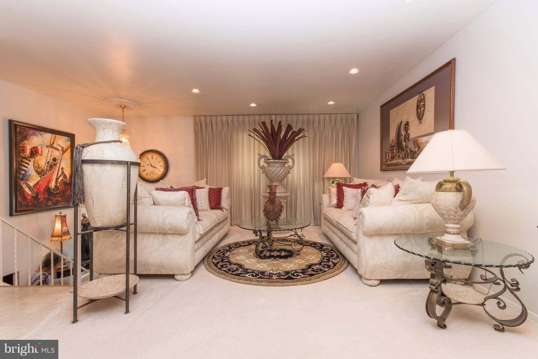3929 Nemo Road Randallstown, MD 21133 - Photo 5 of 30 Living Room