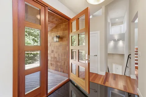 $3,900,000 | 1385 Avondale Road, Hillsborough, CA 94010