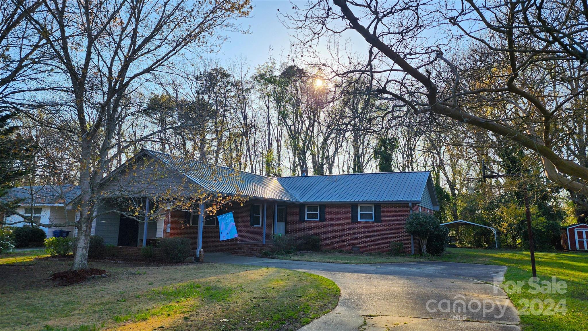 108 State Rd S-13-525 Chesterfield, SC 29709 - Photo 42 of 46 a view of a big house with a big yard and large tree