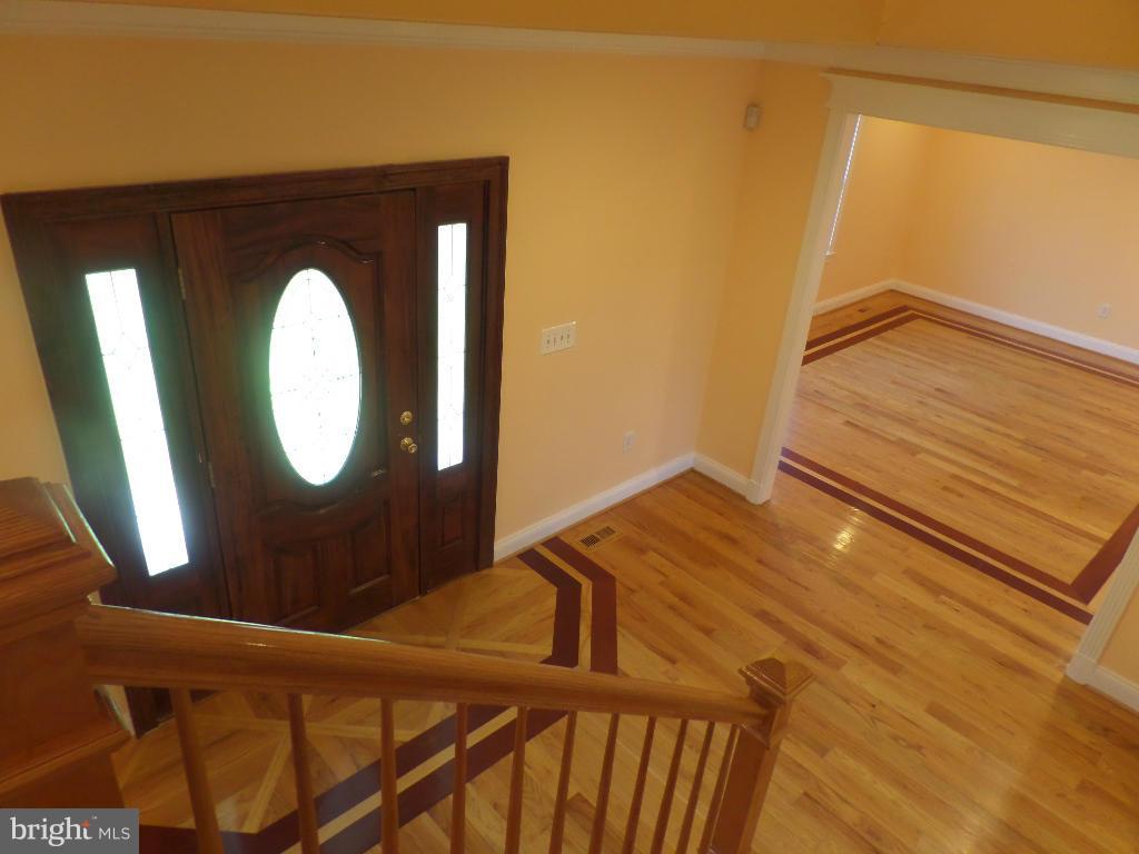 741 Hilltop Road Arnold, MD 21012 - Photo 7 of 28 Interior (General)