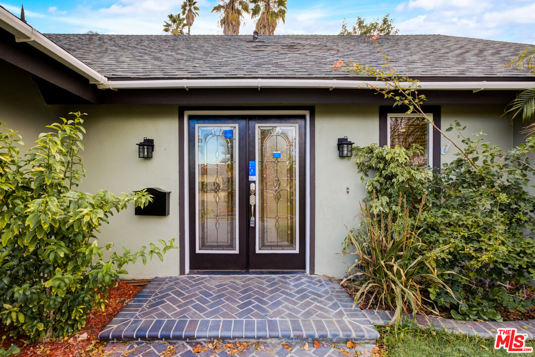 23620 Sunset Crossing Road Diamond Bar, CA 91765 - Photo 12 of 41 a view of a wooden door of the house