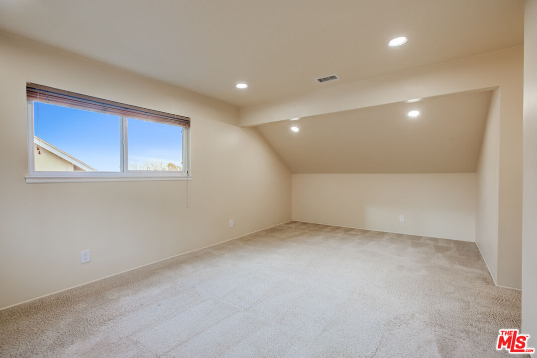 23620 Sunset Crossing Road Diamond Bar, CA 91765 - Photo 37 of 41 an empty room with a window
