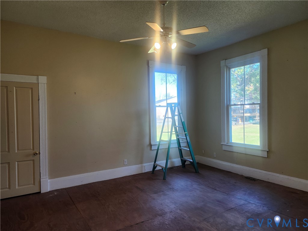 25 Fitzgerald Road Cumberland, VA 23040 - Photo 10 of 19 Unfurnished room with a textured ceiling and ceili