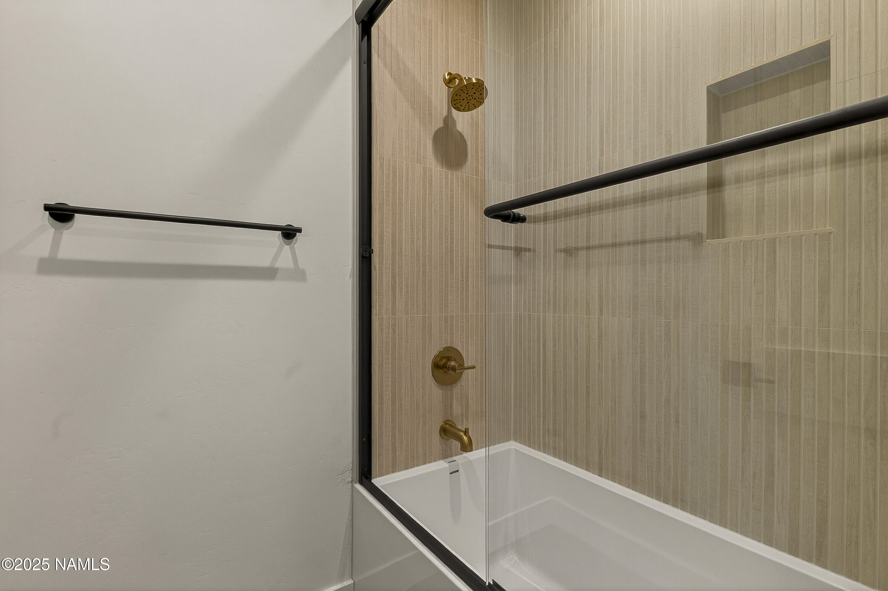 8488 Tall Tales Rnch Road Flagstaff, AZ 86004 - Photo 34 of 52 Buest bath 2