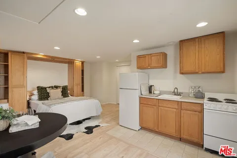 $3,249,000 | 3401 Keeshen Drive, Los Angeles, CA 90066