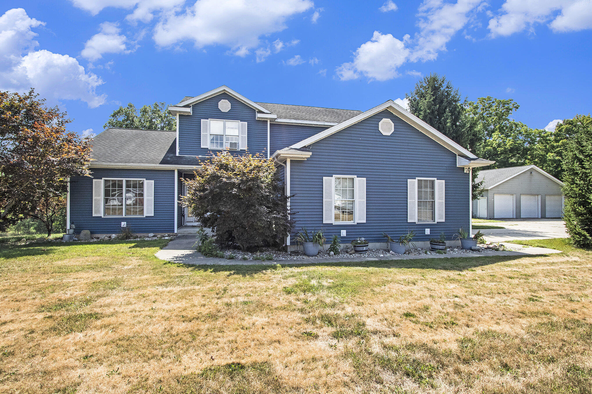 69154 Elkhart Road Edwardsburg, MI 49112 - Photo 1 of 42 003_img_4561_533