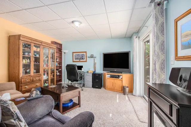 $569,900 | 69154 Elkhart Road, Edwardsburg, MI 49112