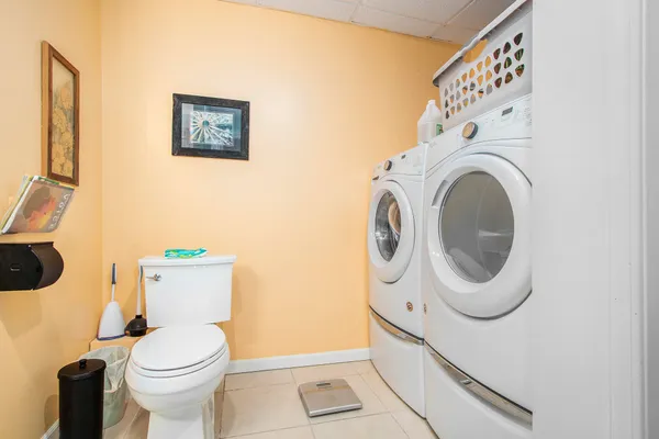 $569,900 | 69154 Elkhart Road, Edwardsburg, MI 49112