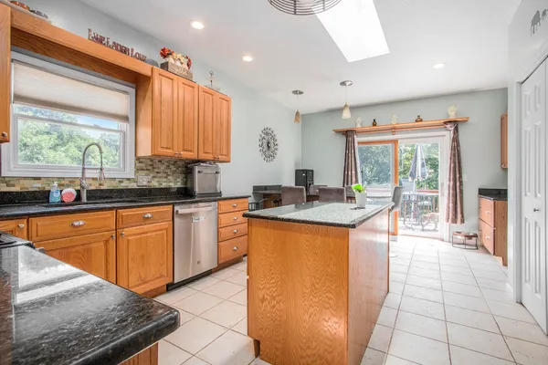 $569,900 | 69154 Elkhart Road, Edwardsburg, MI 49112