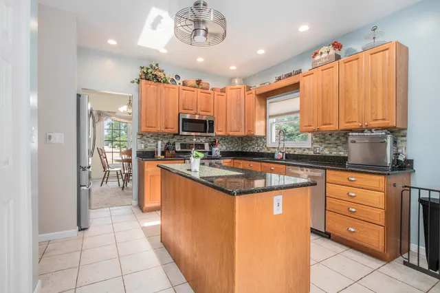 $569,900 | 69154 Elkhart Road, Edwardsburg, MI 49112