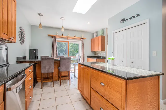 $569,900 | 69154 Elkhart Road, Edwardsburg, MI 49112