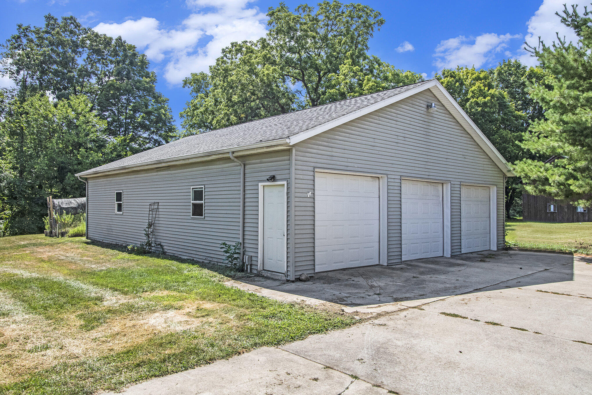 69154 Elkhart Road Edwardsburg, MI 49112 - Photo 31 of 42 033_img_4564_311