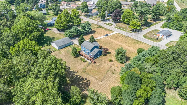 $569,900 | 69154 Elkhart Road, Edwardsburg, MI 49112