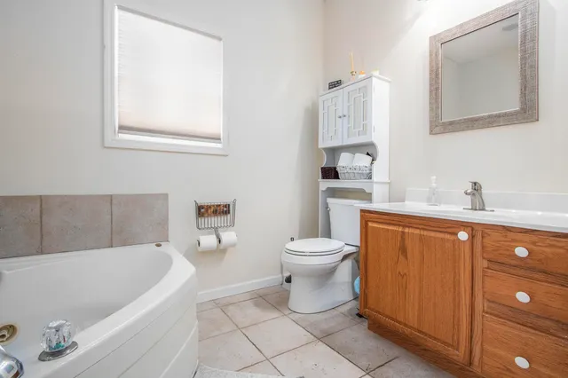 $569,900 | 69154 Elkhart Road, Edwardsburg, MI 49112