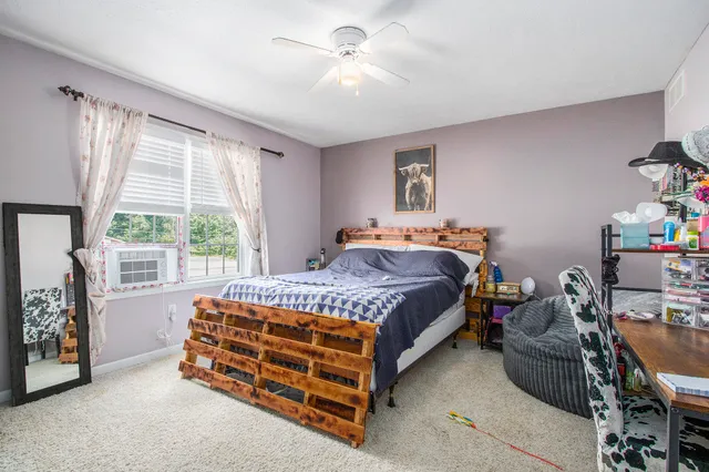 $569,900 | 69154 Elkhart Road, Edwardsburg, MI 49112